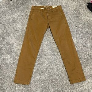 31/32 straight leg pant
